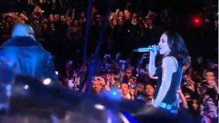 Alicia Keys amp JayZ  Empire State of Mind LIVE NYC [upl. by Merell]