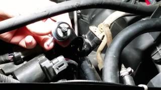 How to change the Fuel Pressure Regulator Silverado Sierra 48 53 60 [upl. by Alderson450]