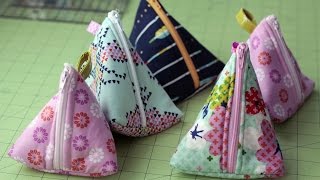 DIY Triangle Zipper Pouch Tutorial [upl. by Solenne]